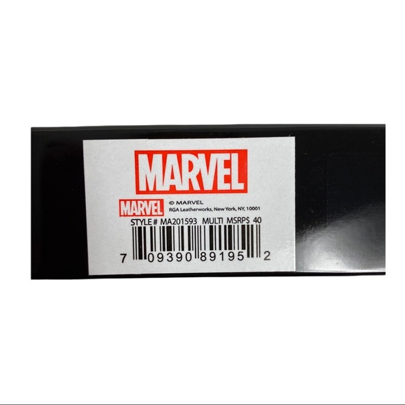 NIB Men’s Marvel Black & White Trifold Wallet - Picture 8 of 10